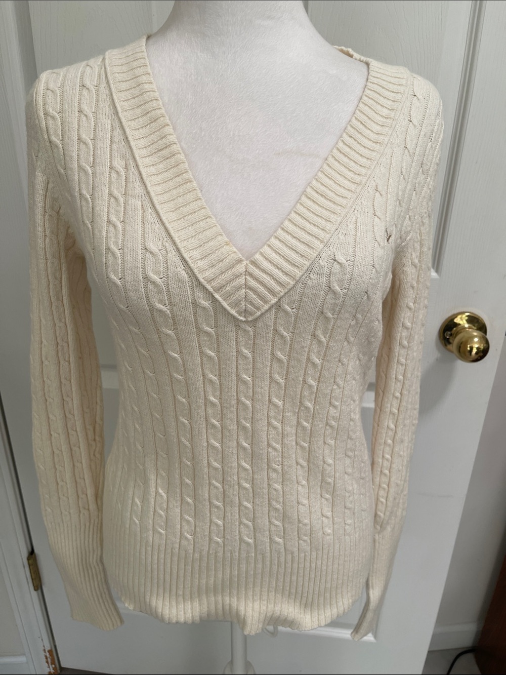 American Eagle Outfitters Cream Cable Knit V-Neck Sweater